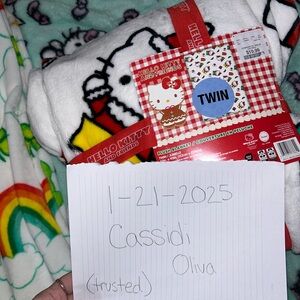 Hello Kitty Twin Christmas Blanket